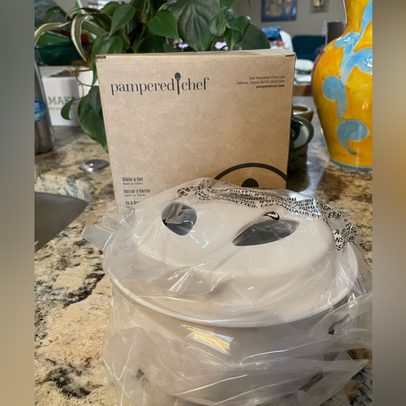 Pampered Chef Kitchen New In Box Pampered Chef Close Cut Poshmark